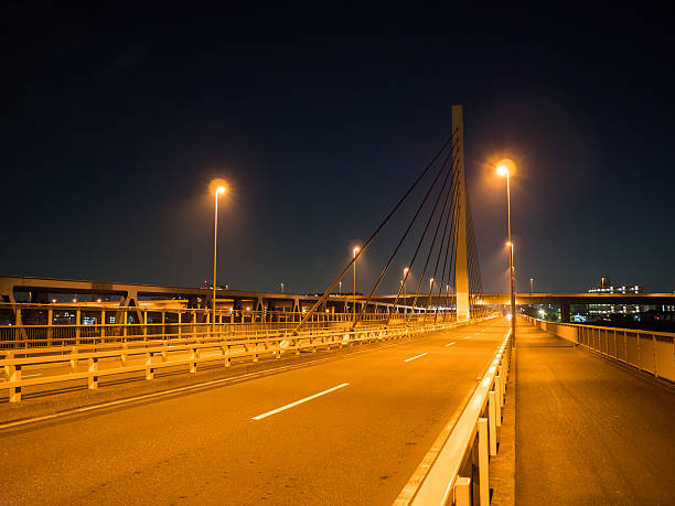 istock Japan Night view of the bridge 636929500