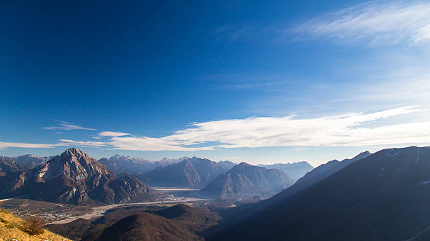 istock Autumn morning in the alps 636930132