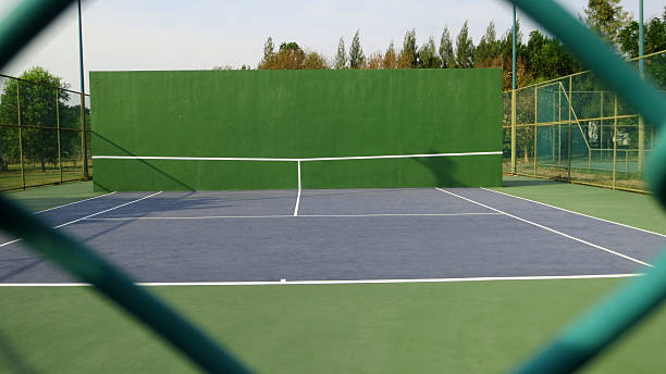 istock tennis knock board on a sunny day 636958622