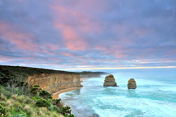 istock Australia Landscape : Great Ocean Road - Twelvel Apostles 637020714