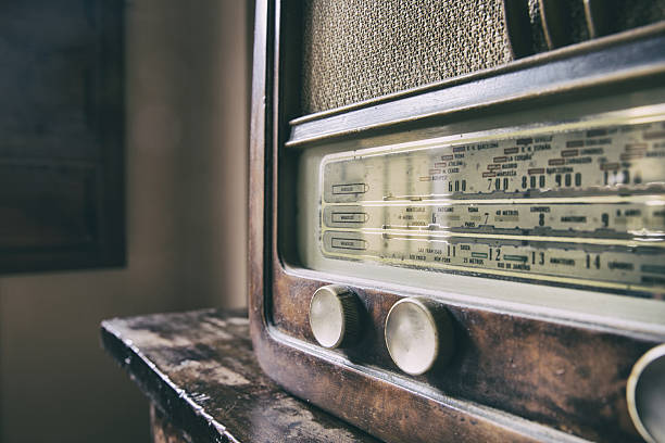 istock Wooden retro radio 637032868