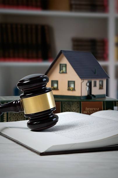 istock Law gavel and house loan concept. 637039762
