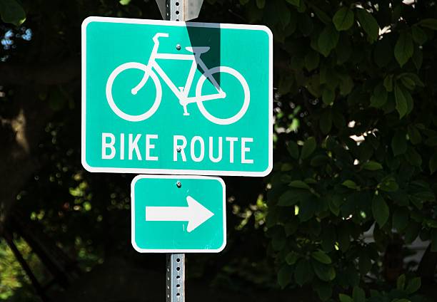 istock Bike Route Sign 637058846