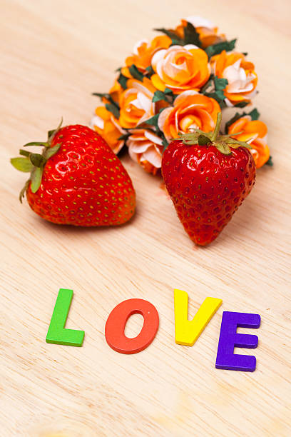 istock Love and Strawberry 637091698