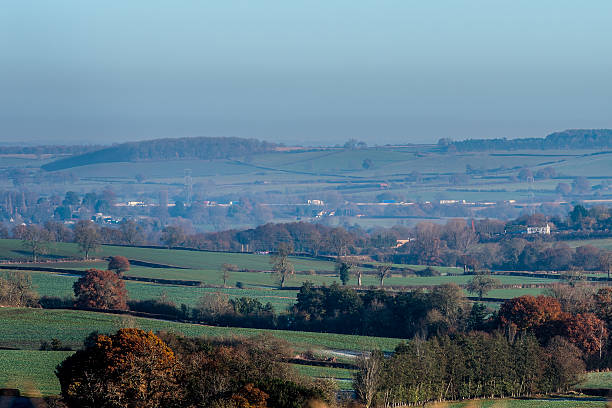 vista paisagística do campo no reino unido - northamptonshire - fotografias e filmes do acervo