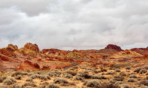 valley of fire state park - moapa valley stock-fotos und bilder