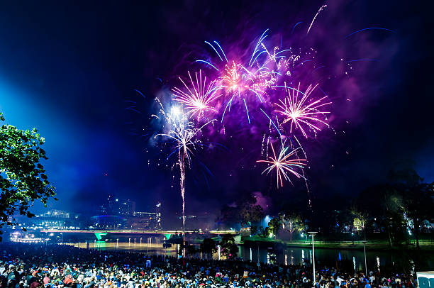 istock Riverside New Year's Eve 2017 637171194