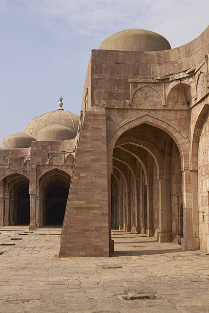 istock Ashrafi Mahal Mosque in Mandu 637176998
