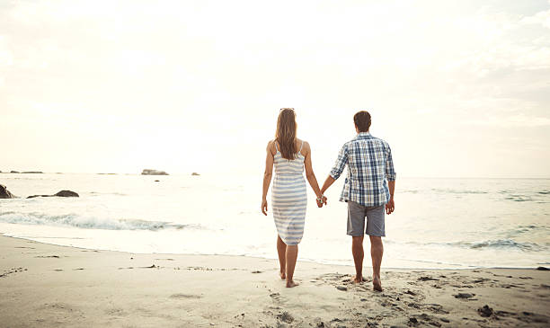 istock Love and the sunset 637230712