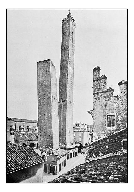 античные dotprinted фотографии италии: ломбардия и эмилия, болонья башни - emiliano martinez stock illustrations