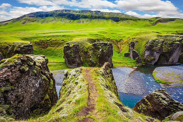 istock The canyon in Iceland - Fyadrarglyufur 637263516