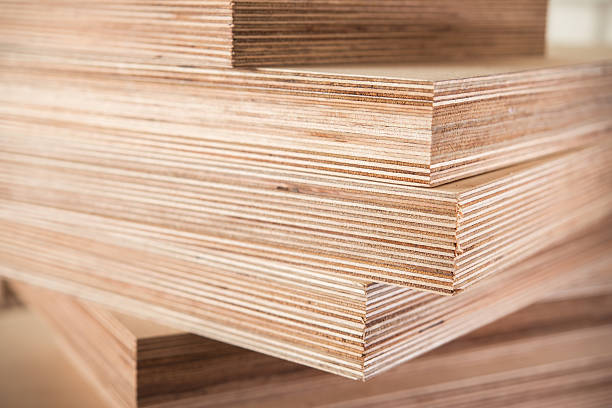 sperrholzplatten für die möbelindustrie - sperrholz stock-fotos und bilder
