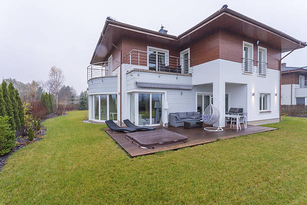 istock Big family house 637318896