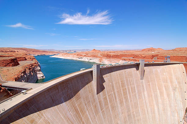 Glen Canyon Dam and Lake Powell Glen Canyon Dam and Lake Powell glen canyon dam stock pictures, royalty-free photos & images