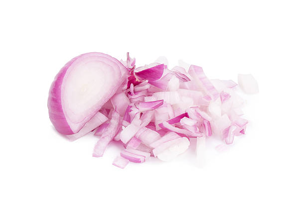 istock Slices of shallot onions for cooking on white background 637335042