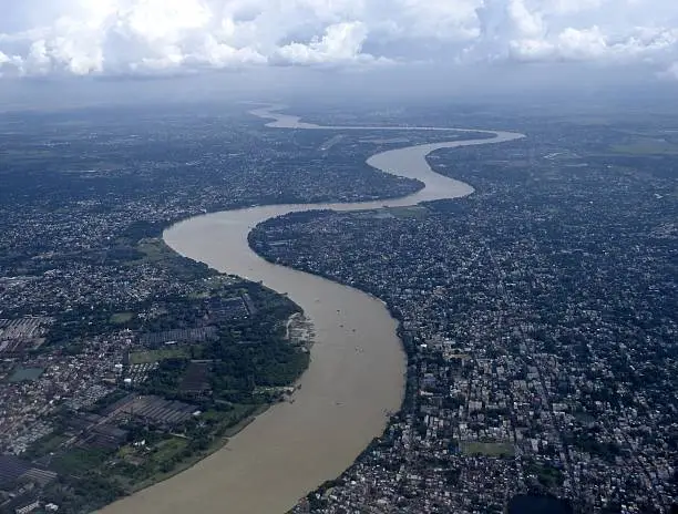 The holiest river of India, the river Ganga passes through the city of Kolkata before emptying into Bay of Bengal around 120km away.
