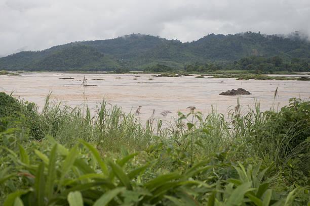 istock THAILAND ISAN CHIANG KHAN MEKONG RIVER 637375554