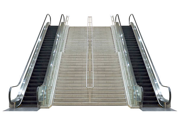 escalera mecánica, aislada sobre fondo blanco - escalator steps staircase moving up fotografías e imágenes de stock