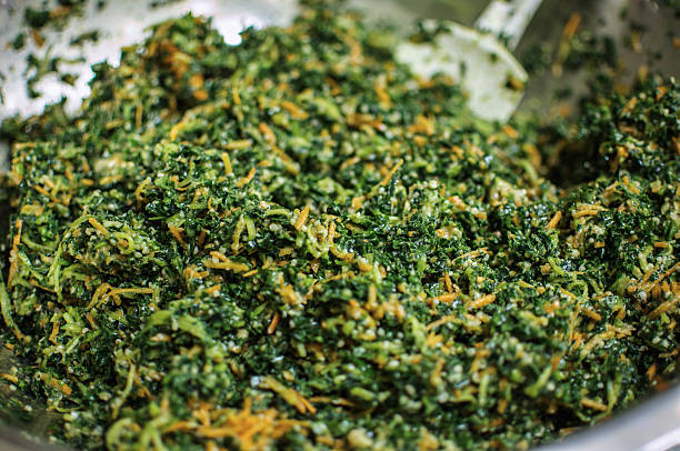 istock Kale Salad in Bowl 637387958