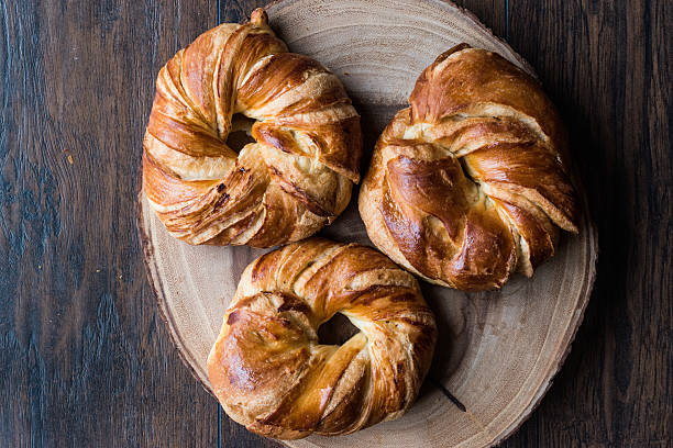 istock Turkish Bagel Acma / Croissant 637518444