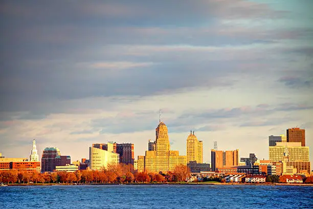 Buffalo New York skyline along the banks of lake Erie. Buffalo is a city in the U.S. state of New York and the seat of Erie County located in Western New York on the eastern shores of Lake Erie. Buffalo is known for its close proximity to Niagara Falls, good museums and cultural attractions
