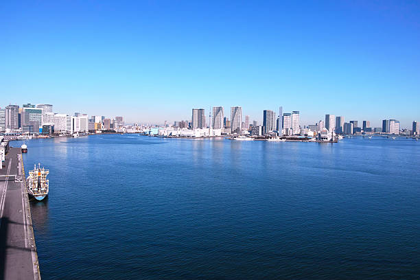 istock Scenery of Tokyo Bay 637534908