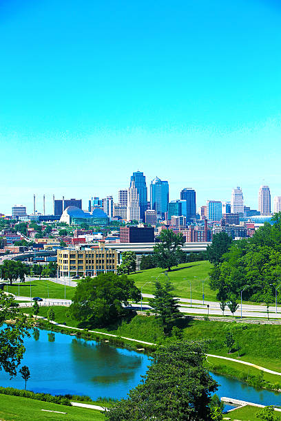istock Kansas City Missouri Skyline 637541146
