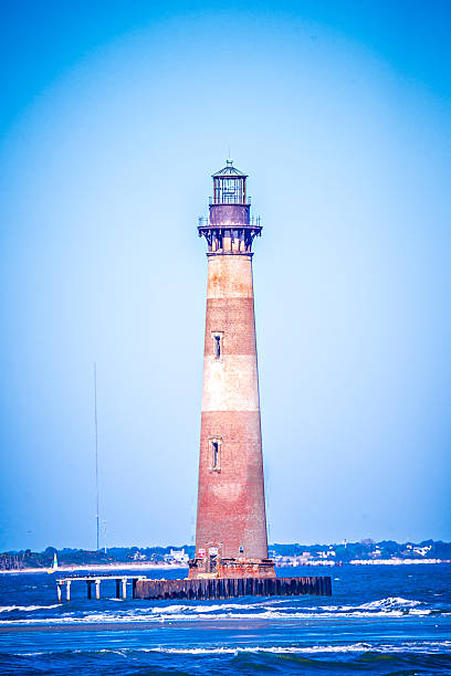 istock Wind and heavy surf on the Morris Island Lighthouse 637542762