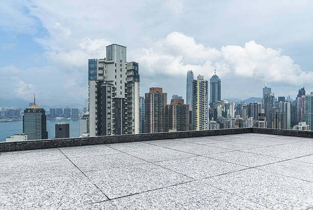 vista aerea della scena panoramica del victoria harbor - punto di osservazione foto e immagini stock