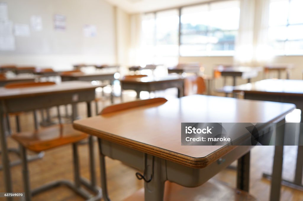 Sala de aula da escola com quadro-negro - Foto de stock de Sala de aula royalty-free