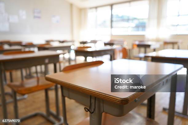 Foto de Sala De Aula Da Escola Com Quadronegro e mais fotos de stock de Sala de aula - Sala de aula, Colégio - Educação, Ninguém