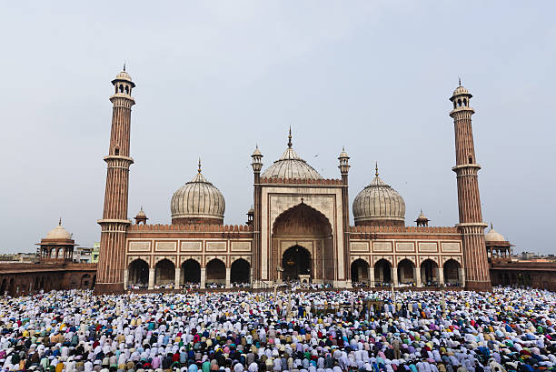 istock People praying inside Jama Masjid in Chandni Chowk. 637557132