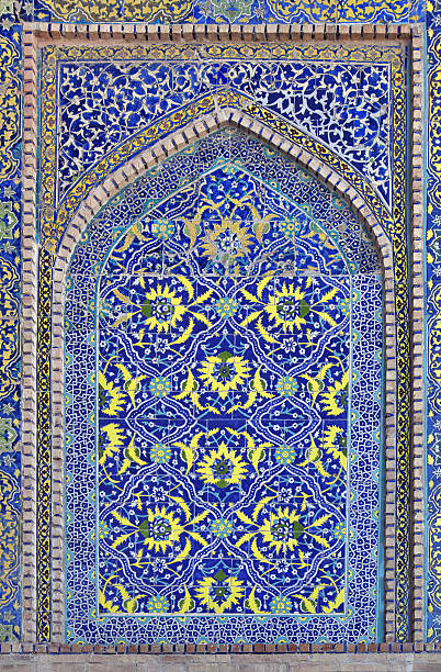 istock Ornate window niche in the wall, Uzbekistan 637560384