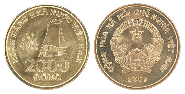 Set coins Vietnam 2000 Vietnamese Dong with the image of the country's coat of arms - set dong stock pictures, royalty-free photos & images