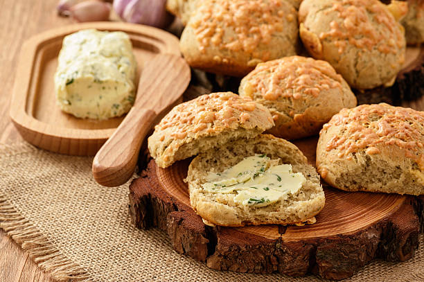 istock Homemade fresh bread buns with cheese and garlic butter. 637580584