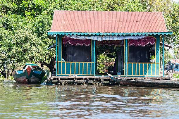 istock Tonle Sap, Floating villages 637588428