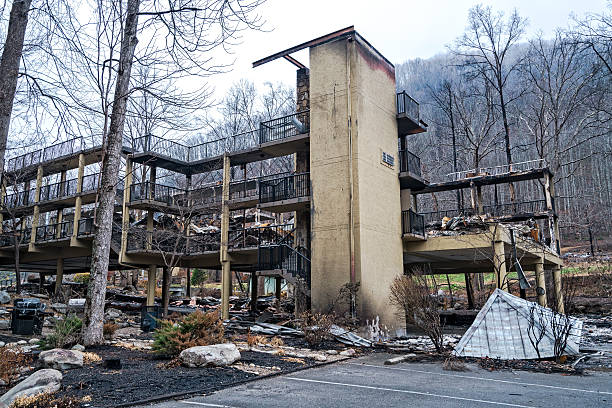 istock Motel or condominium destroyed after fire 637617462