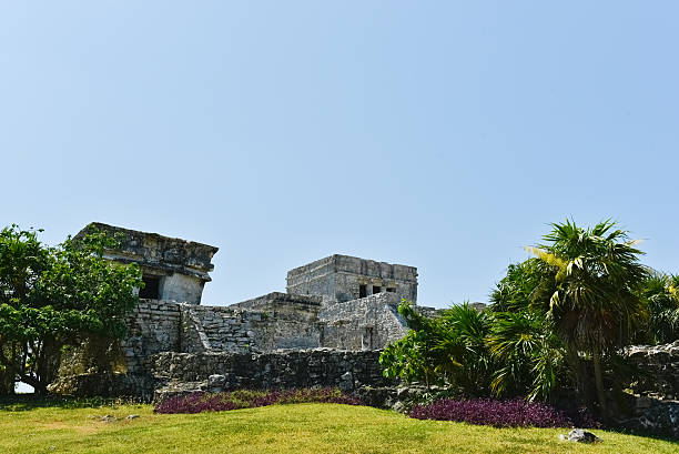 istock Castle Ruins of Tulum 637631144