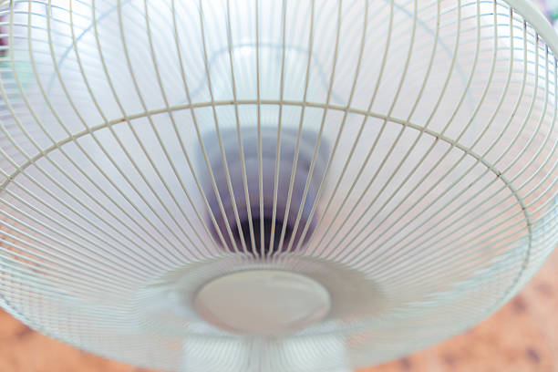 istock Electric fan in pastel tone 637631492