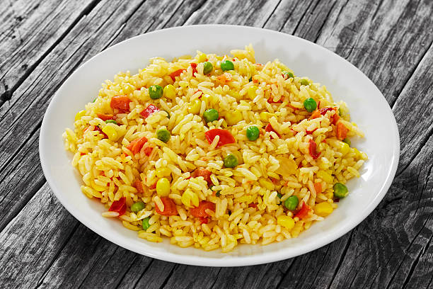 istock Sweet Corn, red bell pepper, green peas delicious  healthy Risot 637646024
