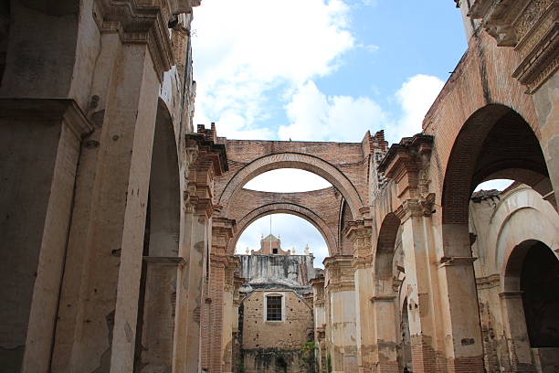 istock Cathedral in Antigua, Guatemala 637659656