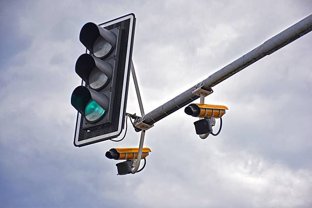 sygnalizacja świetlna z fotoradarami - road sign sign three objects street zdjęcia i obrazy z banku zdjęć