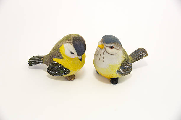 istock Two toy birds next to each other 637716336