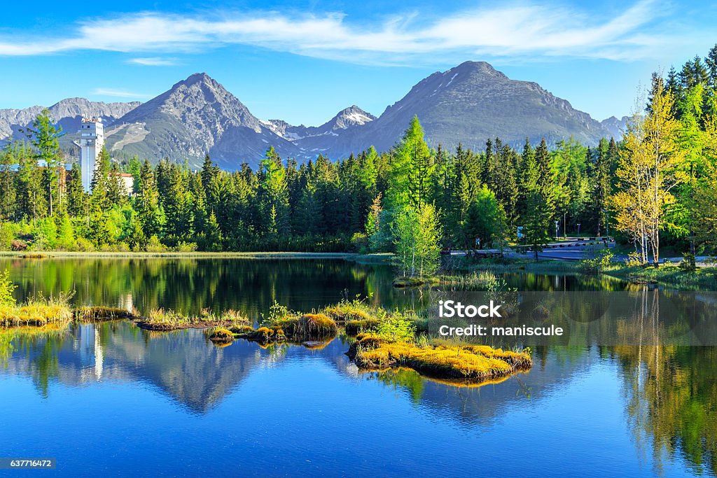 Lac de montagne dans le parc national des Hautes Tatares, Slovaquie, Europe - Photo de Slovaquie libre de droits