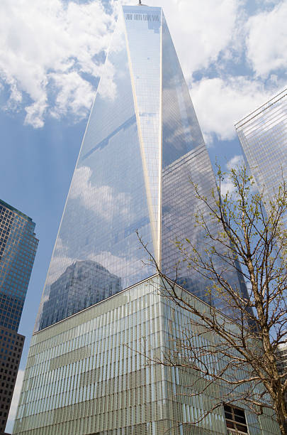 One World Trade Center, torre de la libertad en Nueva York - foto de stock