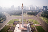nationaldenkmal-monas-indonesien.jpg?b=1&s=170x170&k=20&c=UMLjhugV5B0zI3PzphKKPk73-OV_ovXbjybErClzaMQ=