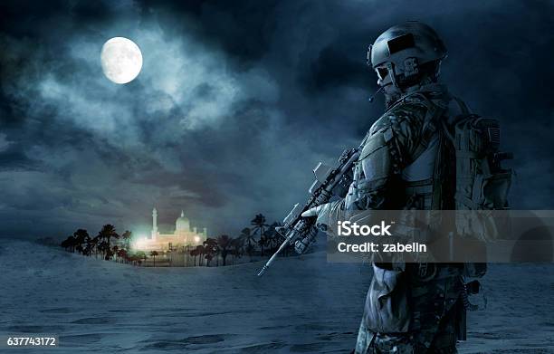 Us Army Green Beret Stock Photo - Download Image Now - Army, Night, Special Forces