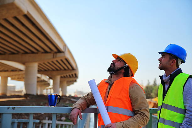 Route Engineer 181,400+ Roadway Engineering Stock Photos, Pictures & Royalty-Free ...