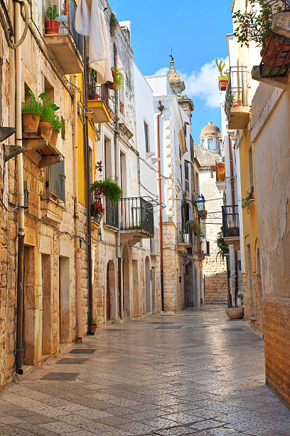 istock Alleyway. Rutigliano. Puglia. Italy. 637748308