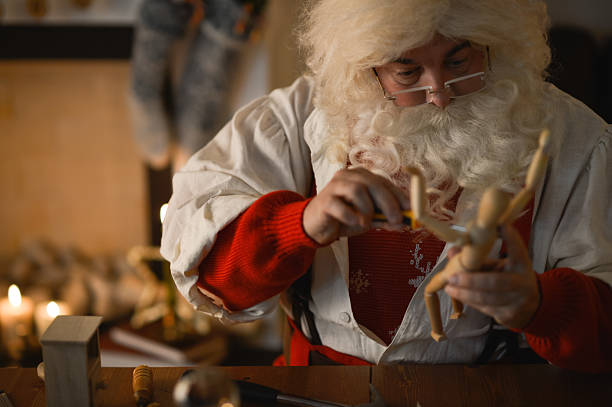istock Santa Claus at Home 637761010